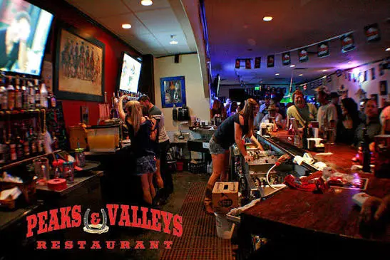 Peaks & Valleys Restaurant